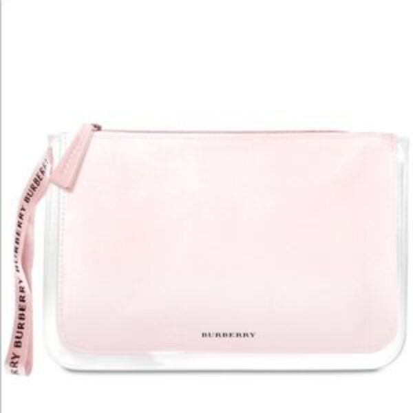 burberry-makeup-bag-pink-1677760980